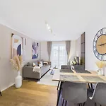Adria 6 By Cosy Homes