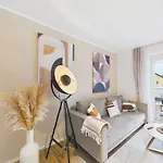 Adria 6 By Cosy Homes فيلدين ام ورثرسي