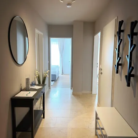 Adria 6 By Cosy Homes *