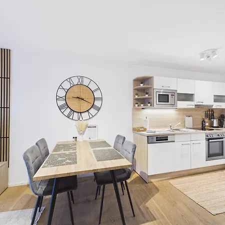 Apartment Adria Villa Top 6 Velden -Woerthersee