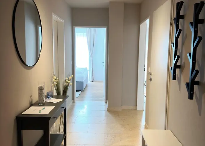 Adria 6 By Cosy Homes *