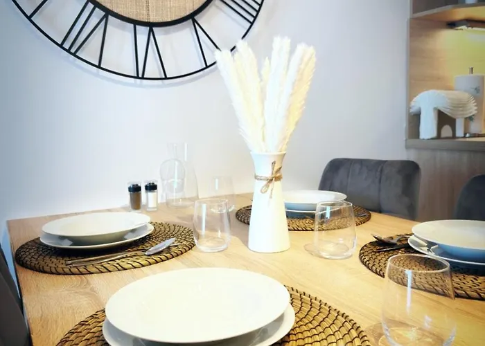 Adria 6 By Cosy Homes