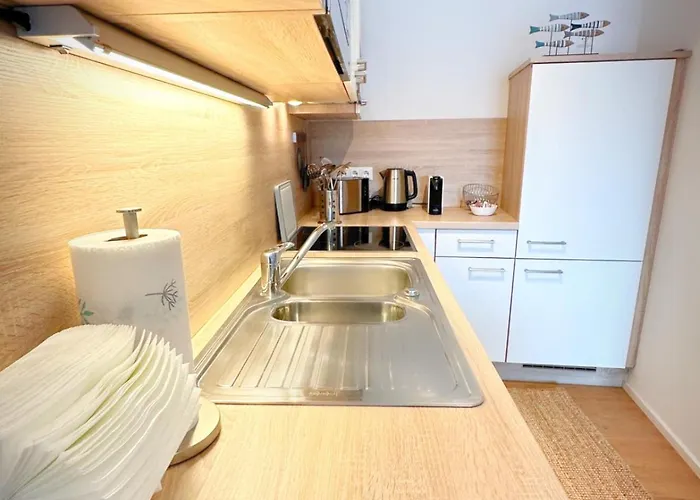 Adria 6 By Cosy Homes